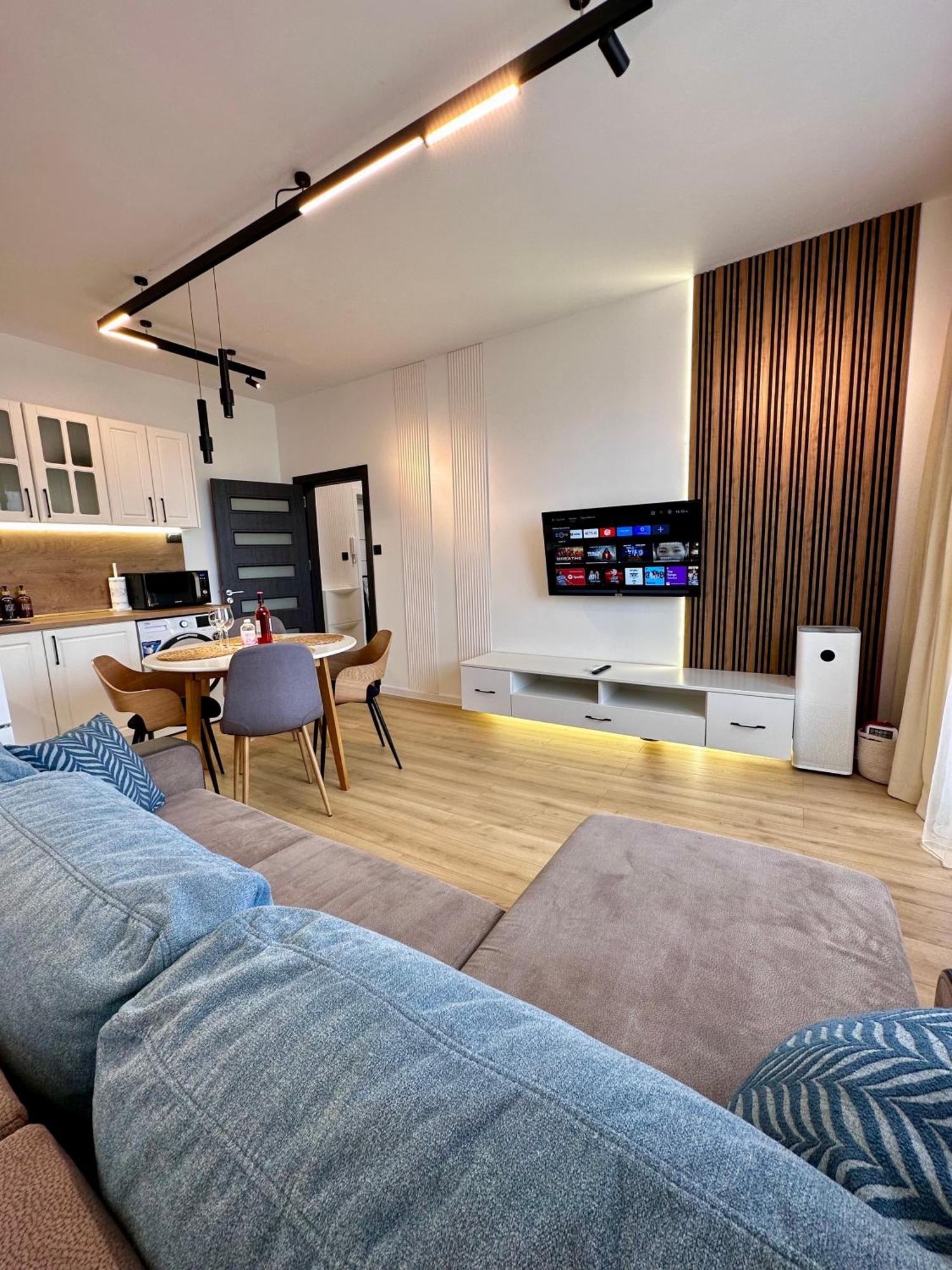 Cozy Apartment With Balcony On The Black Sea- Part Of The Family 'Vicki Apart Warna Exterior foto